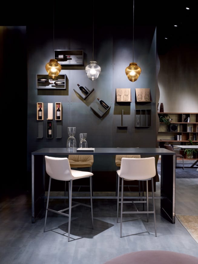 Le winebar Ronda Design, liaison entre votre cuisine et votre salon. Le winebar Ronda Design, liaison entre votre cuisine et votre salon.